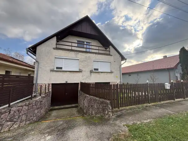 Eladó családi ház, Bábolna 4 szoba 125 m² 62 M Ft