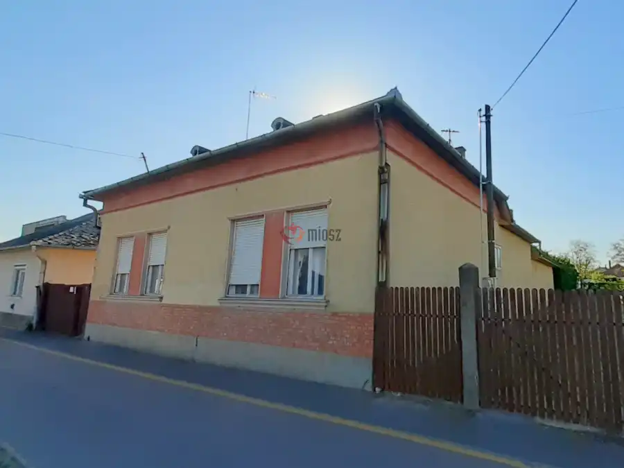 eladó családi ház, Balmazújváros