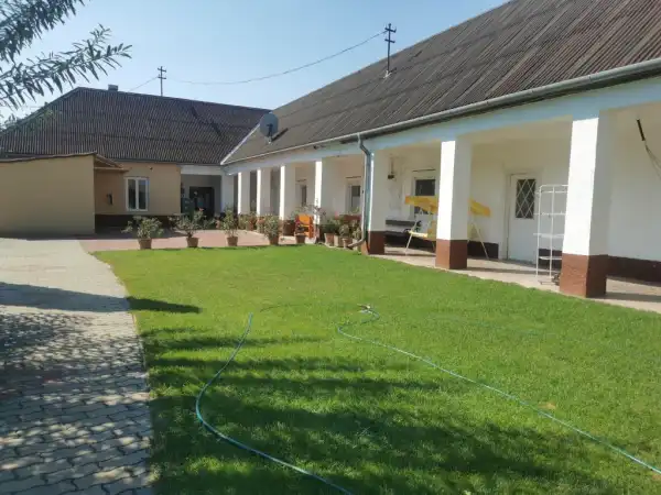 Eladó családi ház, Bana 3 szoba 124 m² 64.5 M Ft