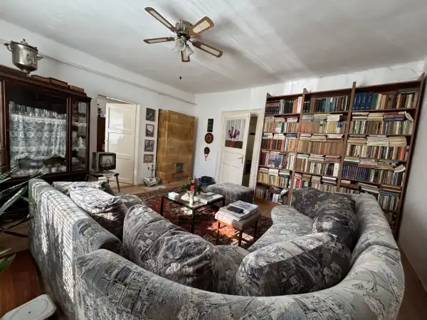 Eladó családi ház, Bana 3 szoba 107 m² 33 M Ft