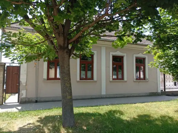 Eladó családi ház, Biatorbágy 3 szoba 130 m² 230 M Ft