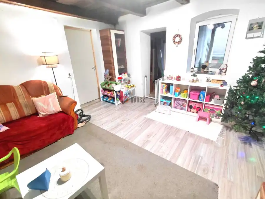 eladó családi ház, Bokod