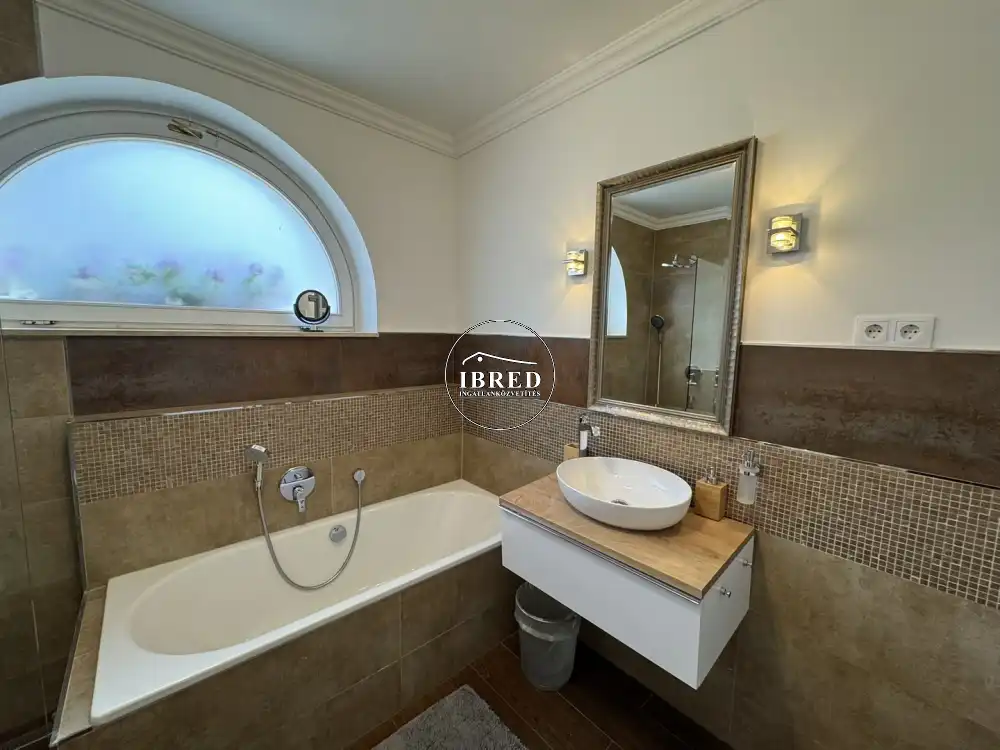 Budapest, II. kerület - Máriaremete - II/A