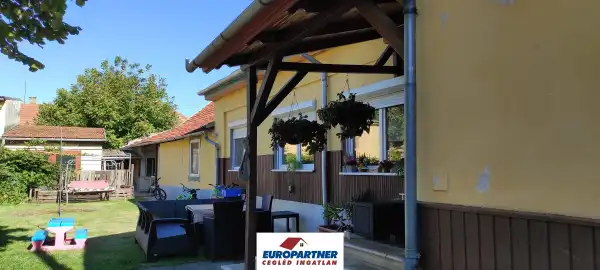 Eladó családi ház, Cegléd 2+3 szoba 120 m² 64.9 M Ft