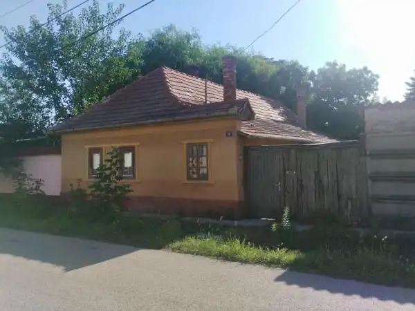 Eladó családi ház, Cegléd 2 szoba 90 m² 26.9 M Ft