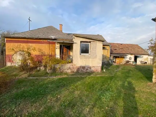 Eladó családi ház, Császár 3 szoba 117 m² 29.5 M Ft