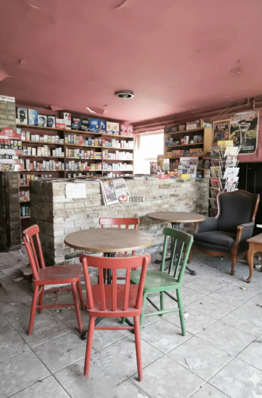 eladó családi ház, Csörög