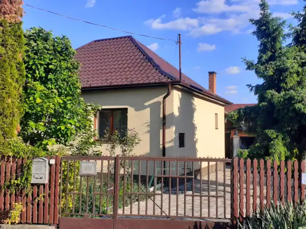 Eladó családi ház, Debrecen 2+1 szoba 69 m² 79.9 M Ft