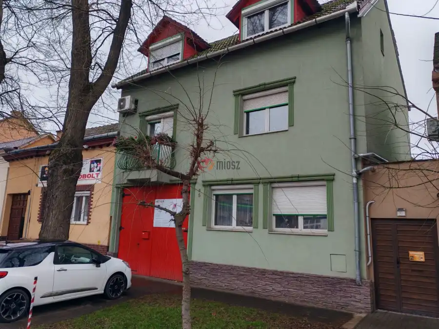 eladó családi ház, Debrecen