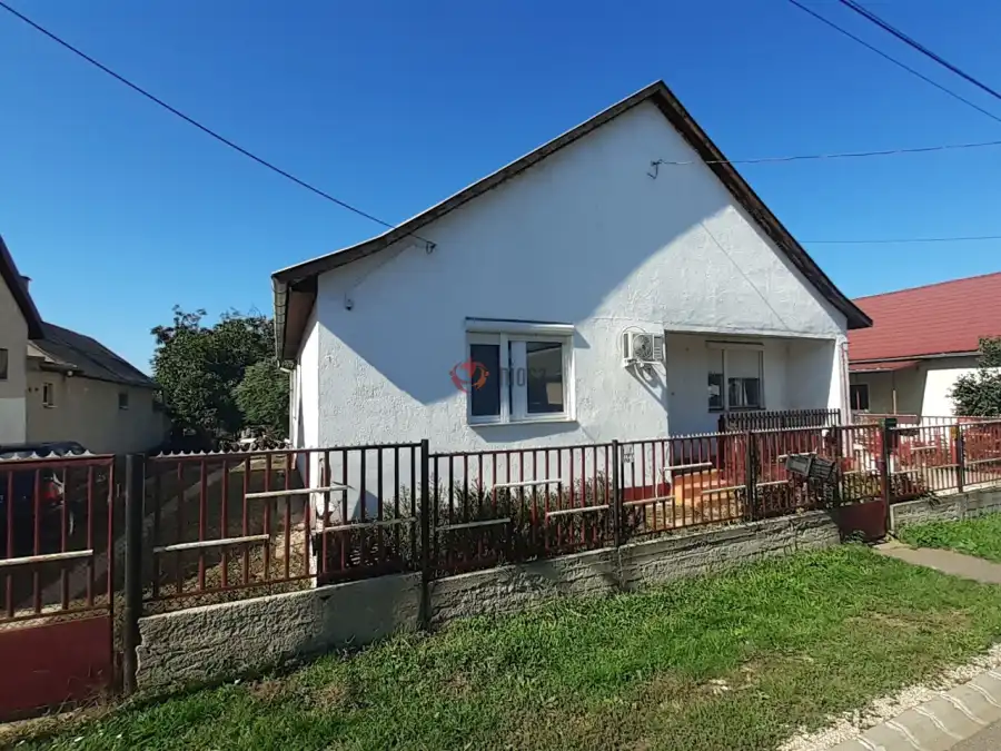 eladó családi ház, Ebes