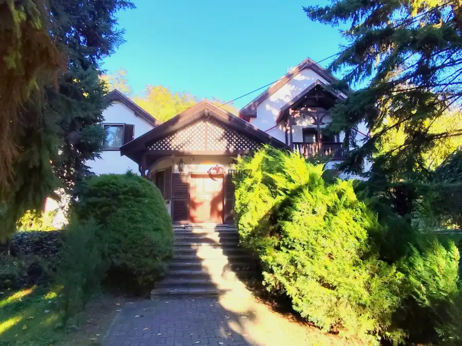 eladó családi ház, Eger