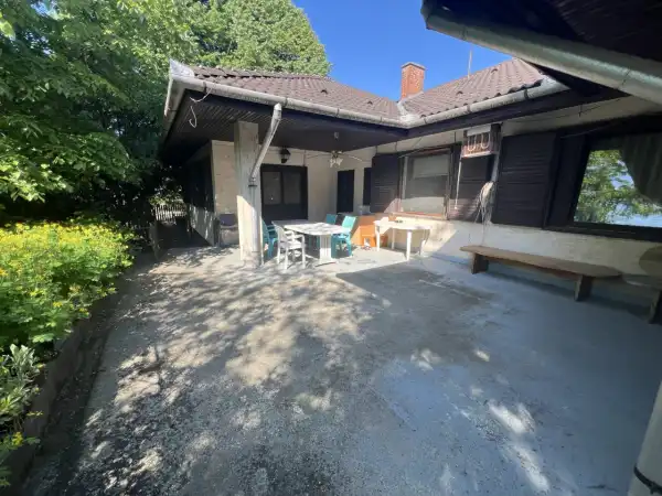 Eladó családi ház, Érd 5 szoba 220 m² 175.9 M Ft