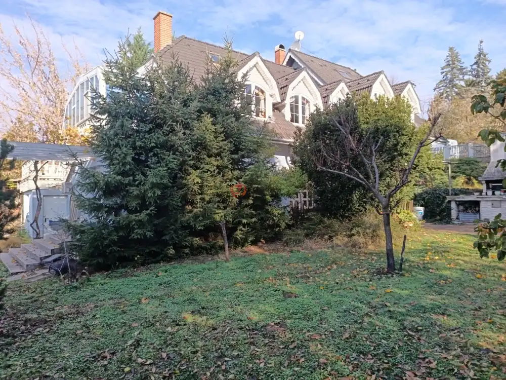 Pest megye - Erdőkertes