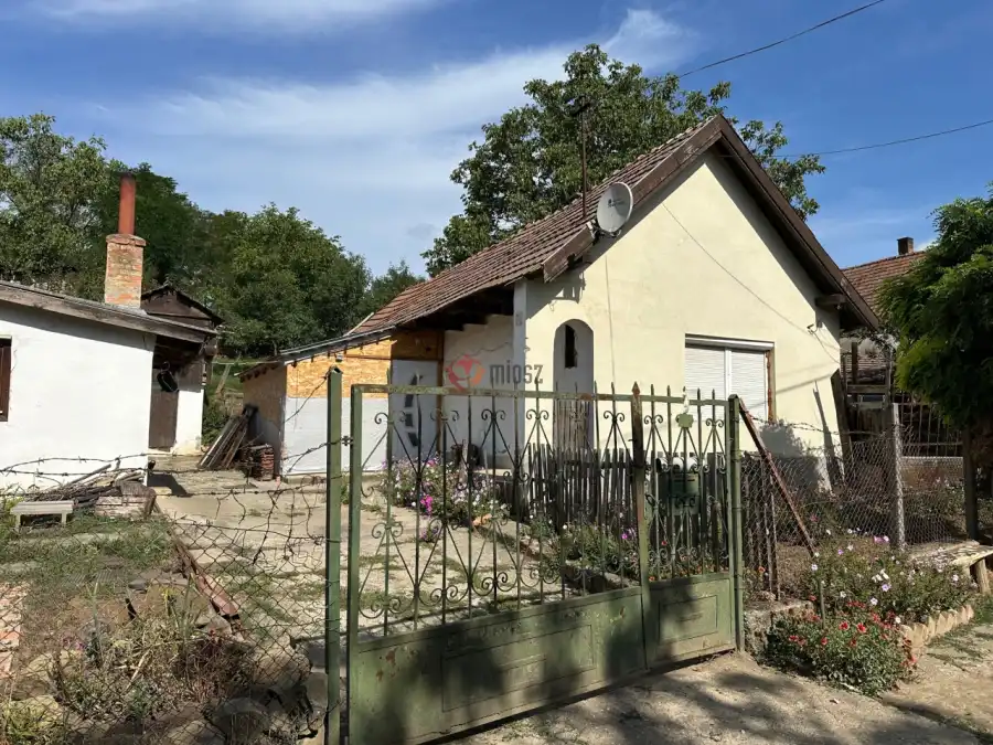 eladó családi ház, Galgagyörk