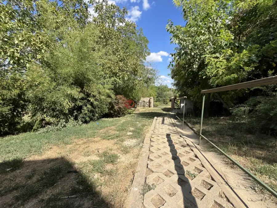 eladó családi ház, Gomba