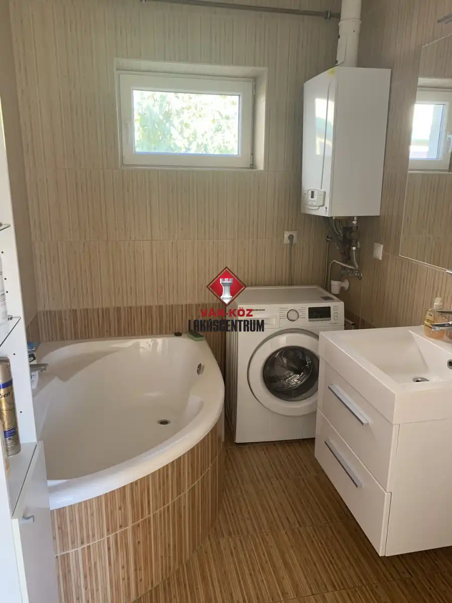 eladó családi ház, Hévíz