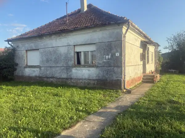 Eladó családi ház, Kányavár 2 szoba 100 m² 12 M Ft