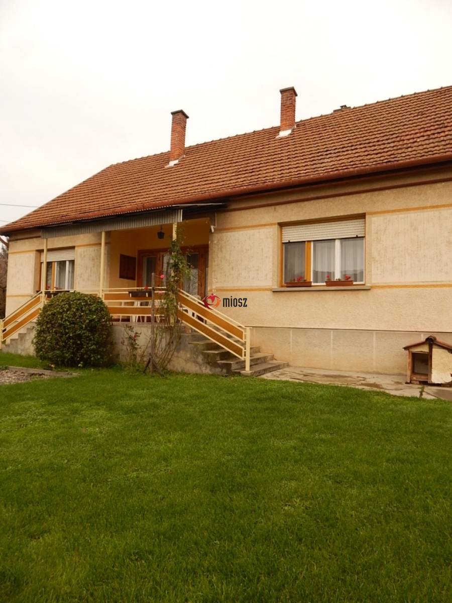 eladó családi ház, Kaposvár