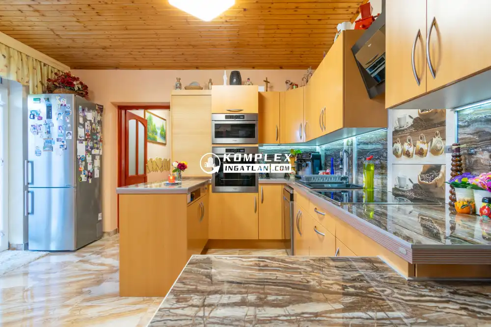 Győr-Moson-Sopron megye - Károlyháza