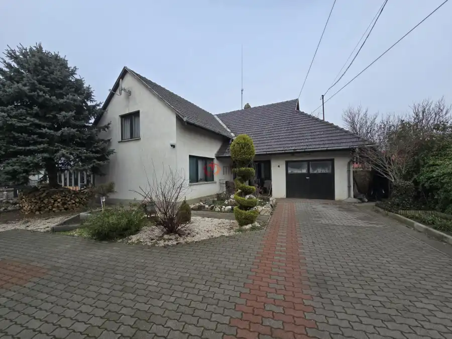 eladó családi ház, Katymár