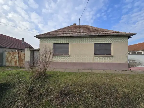 Eladó családi ház, Katymár 3 szoba 136 m² 6.7 M Ft