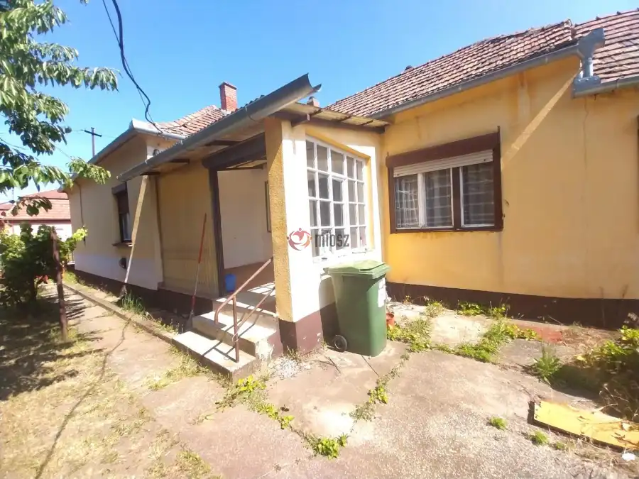 eladó családi ház, Kecskéd