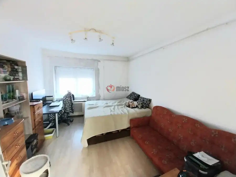 eladó családi ház, Kocs