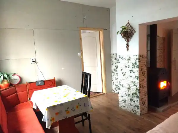 Eladó családi ház, Komárom 2+1 szoba 62 m² 28.4 M Ft
