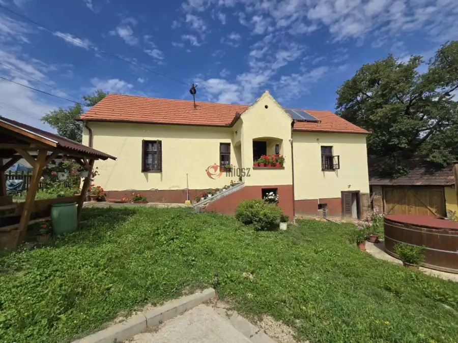 eladó családi ház, Kustánszeg