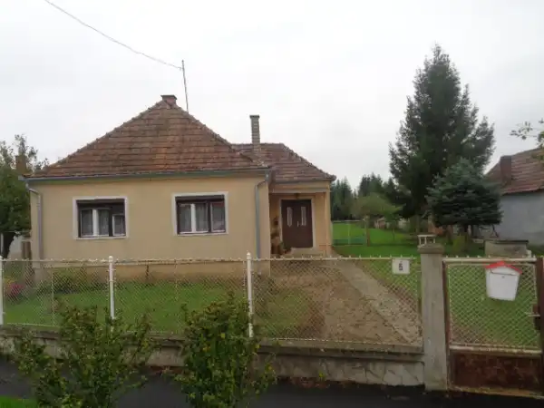 Eladó családi ház, Magyarszecsőd 3 szoba 70 m² 26 M Ft