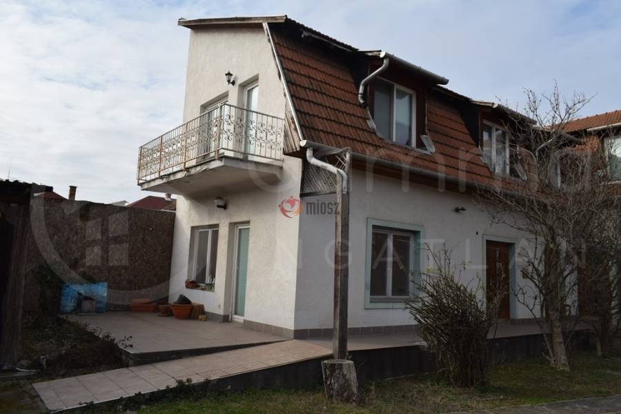 eladó családi ház, Miskolc