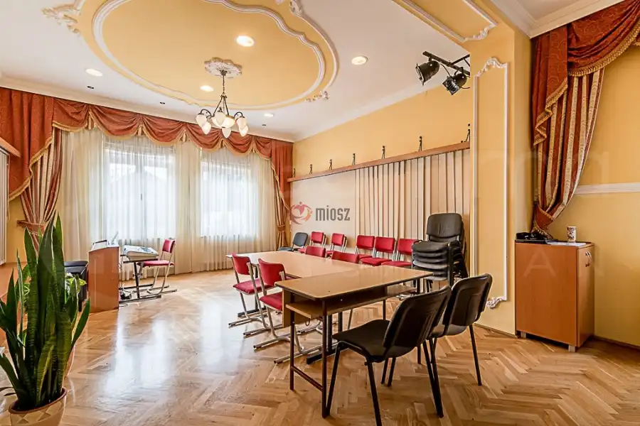 eladó családi ház, Miskolc