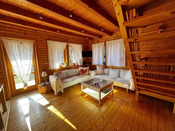 Eladó családi ház, Nagykovácsi 5+1 szoba 236 m² 329.9 M Ft