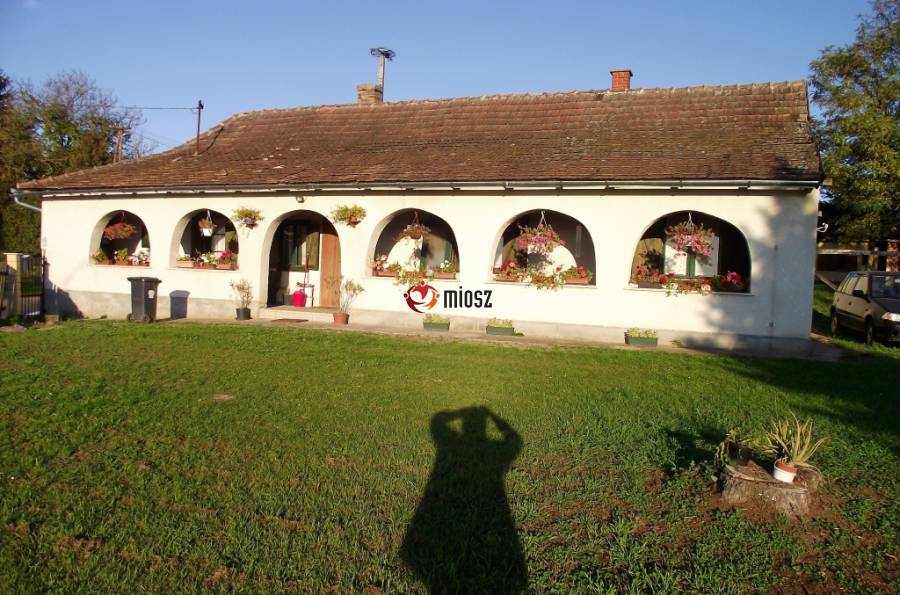 eladó családi ház, Olaszfa