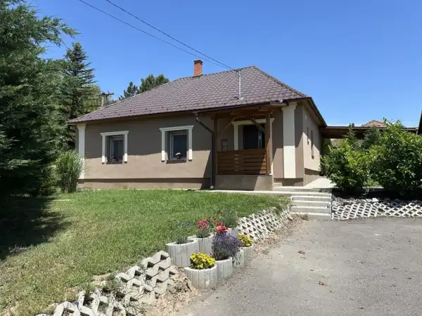 Eladó családi ház, Orci 3 szoba 101 m² 59.9 M Ft