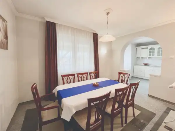 Eladó családi ház, Söjtör 5 szoba 200 m² 52.5 M Ft