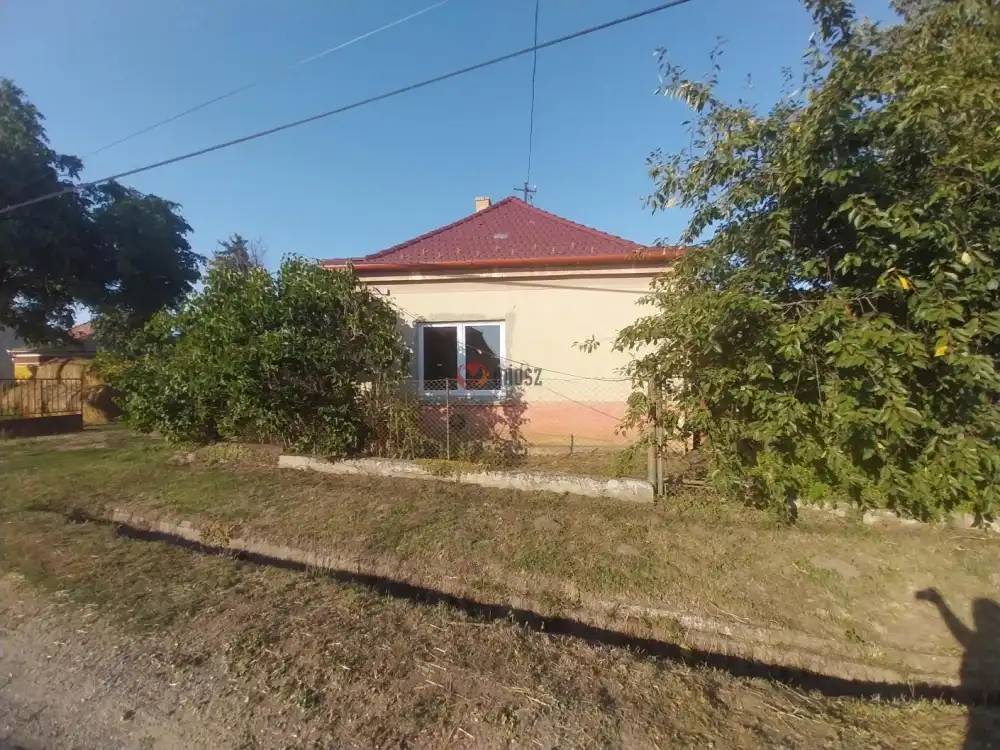 Komárom-Esztergom megye - Szákszend