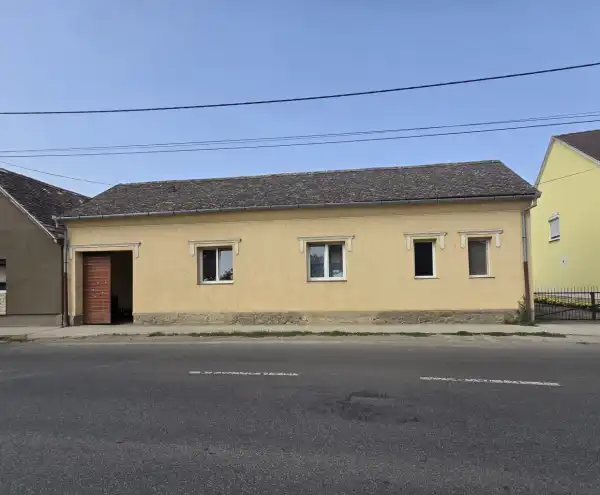 Eladó családi ház, Szászvár 5 szoba 135 m² 25 M Ft