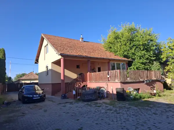 Eladó családi ház, Szigetszentmárton 3 szoba 170 m² 69.9 M Ft