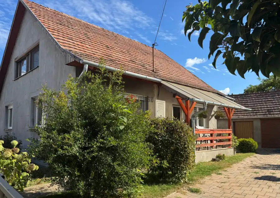 eladó családi ház, Szigetújfalu