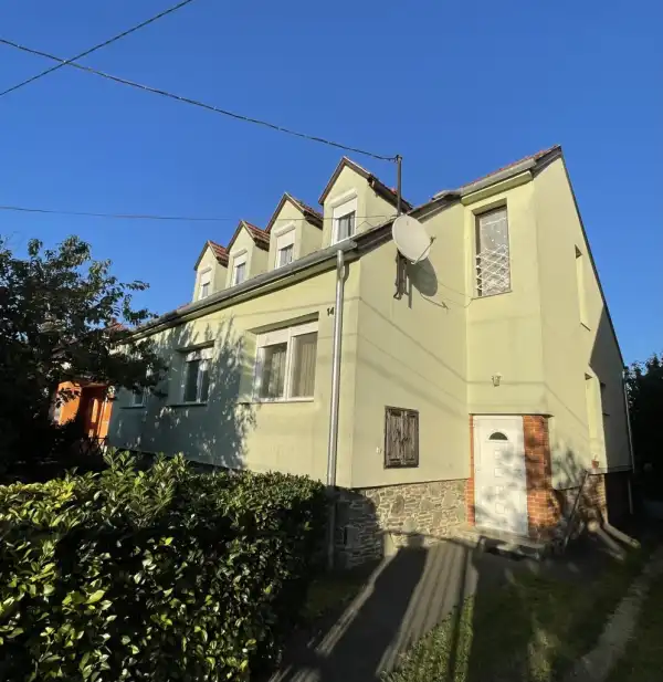 Eladó családi ház, Táplánszentkereszt 6+1 szoba 170 m² 117 M Ft