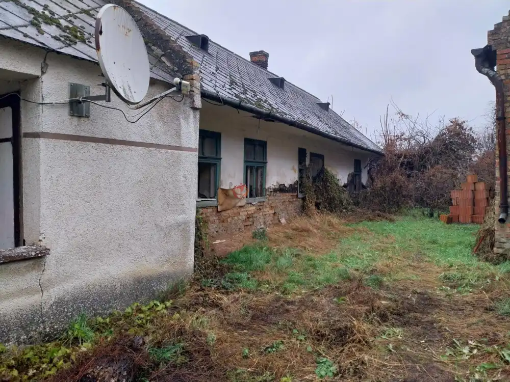Komárom-Esztergom megye - Tárkány