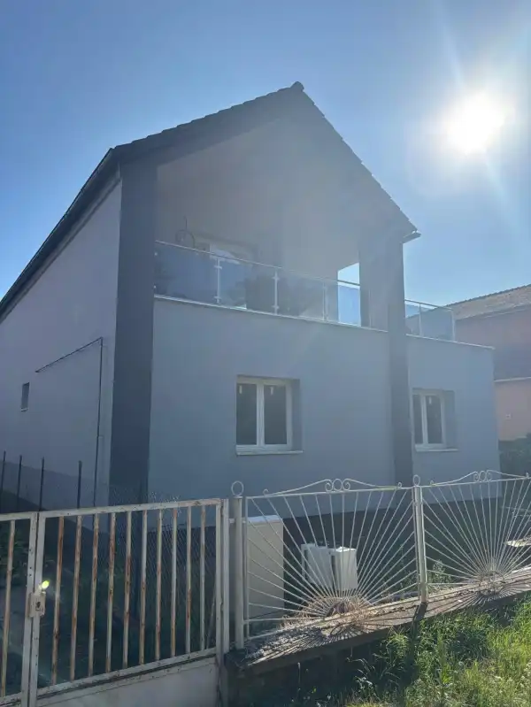 Eladó családi ház, Tata 4 szoba 150 m² 98 M Ft