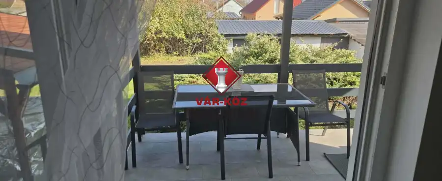 eladó családi ház, Tatabánya