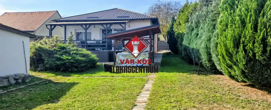 eladó családi ház, Tatabánya