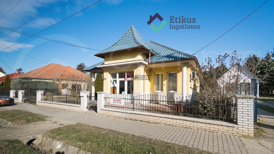 eladó családi ház, Tiszalúc