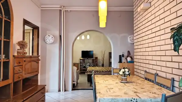 Eladó családi ház, Tiszalúc 5+1 szoba 120 m² 31.9 M Ft