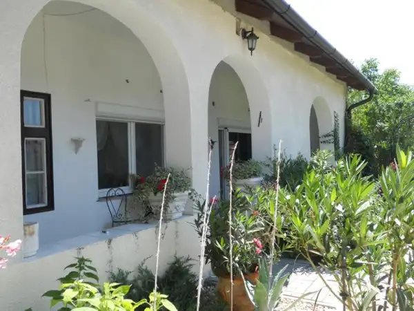 Eladó családi ház, Tököl 4 szoba 213 m² 122 M Ft