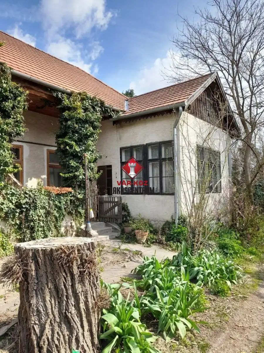 eladó családi ház, Törökbálint
