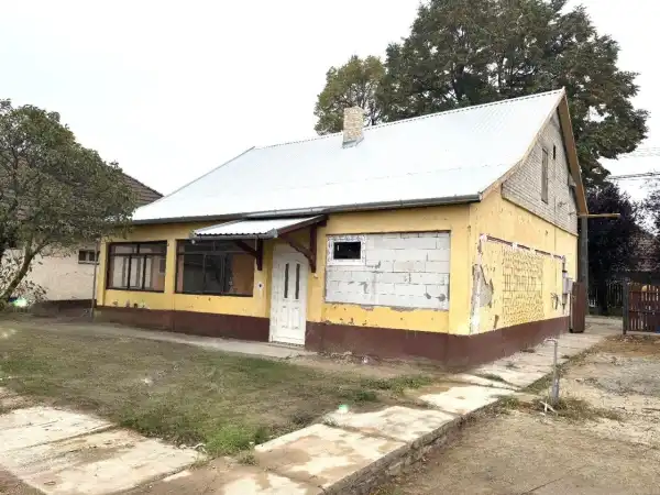 Eladó családi ház, Üllő 2+1 szoba 80 m² 49.9 M Ft